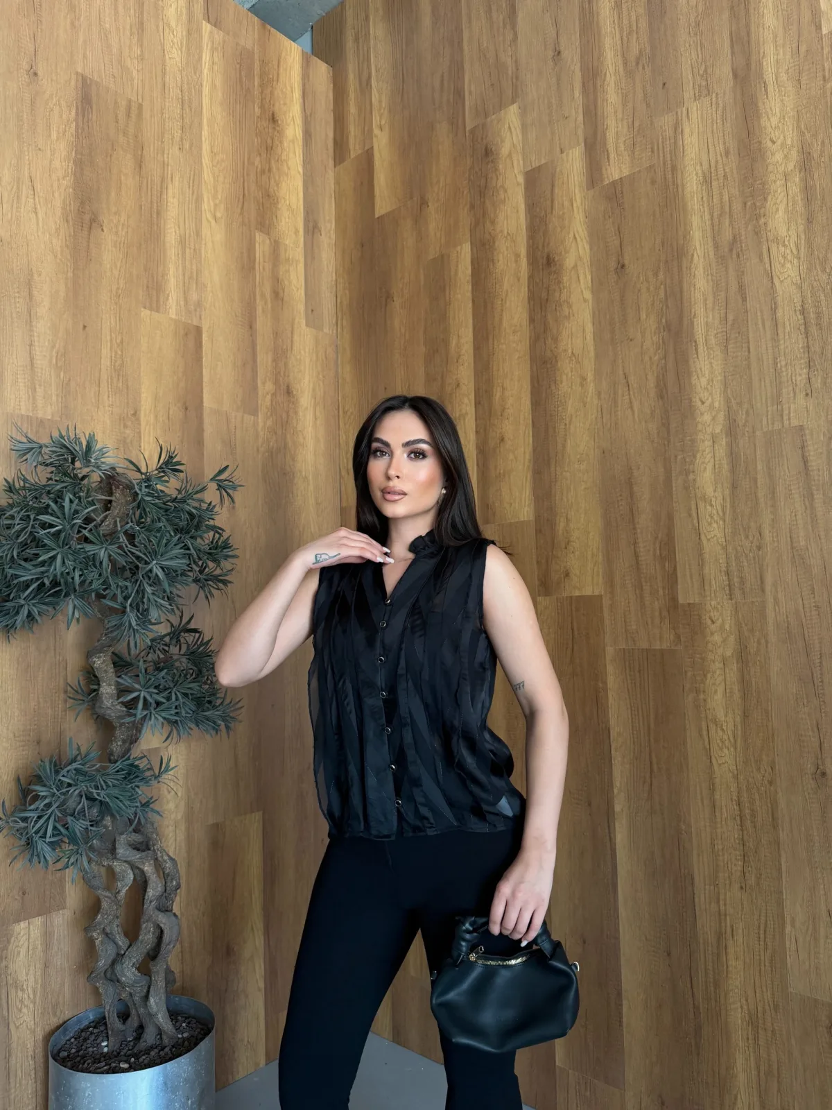 Siyah Transparan Detaylı Kadın Bluz